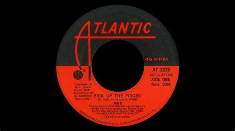 Pick Up the Pieces – En Funkig Resa Genom Soulfull Grooves och Synkoperade Melodier